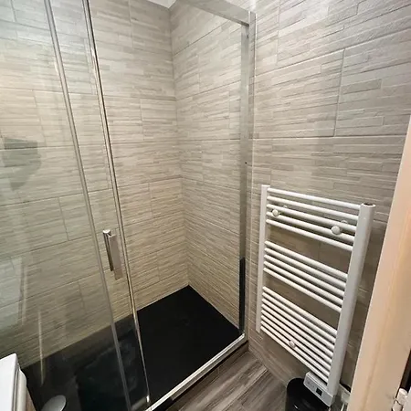アパート Studio Les Emeraude Five Stars House ニース