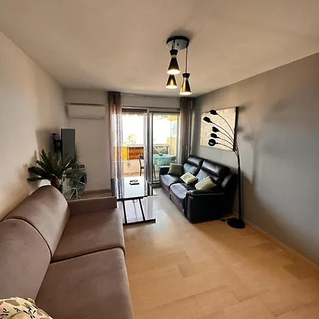 Studio Les Emeraude Five Stars House 公寓