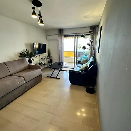 Studio Les Emeraude Five Stars House 公寓 *